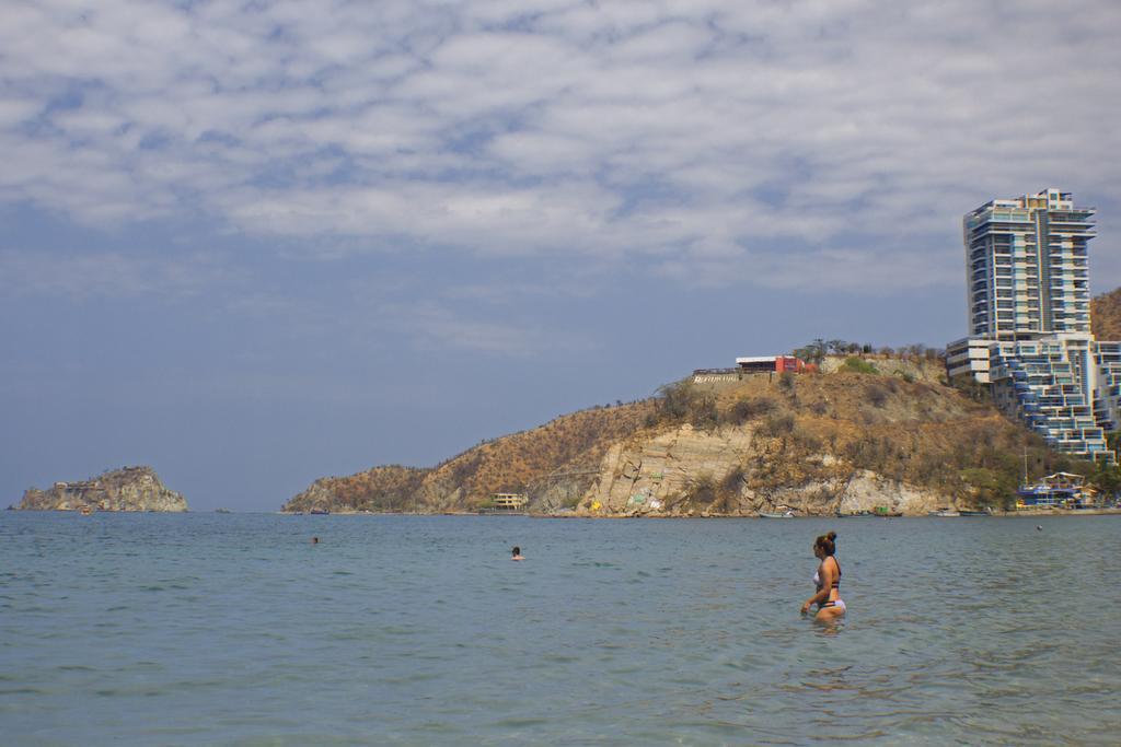 Apartamentos Suiteline Plus - Cerca Al Mar Puerto de Gaira Dış mekan fotoğraf