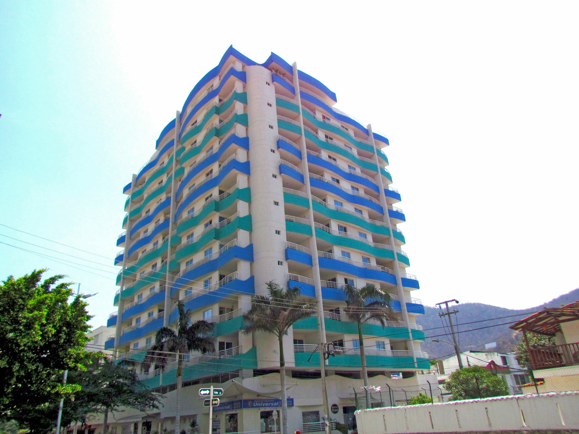 Apartamentos Suiteline Plus - Cerca Al Mar Puerto de Gaira Dış mekan fotoğraf