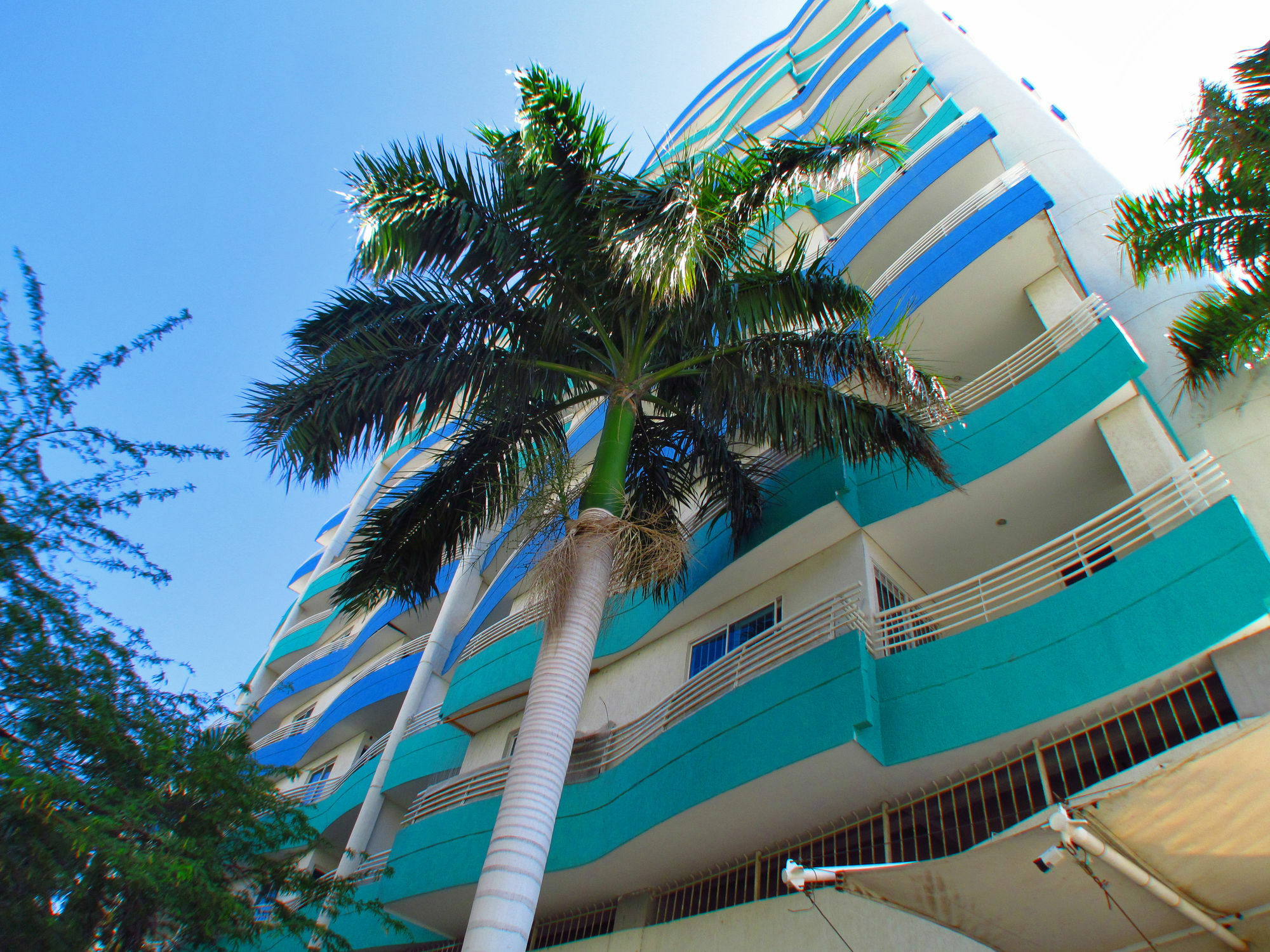 Apartamentos Suiteline Plus - Cerca Al Mar Puerto de Gaira Dış mekan fotoğraf